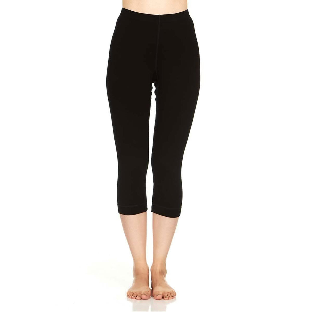 Minus33 Merino Wool Clothing Osceola Women's Midweight Wool 3/4 Bottom. If you ski or snowboard, hike in tall boots, or just don't want a full-length base layer, these 3/4 bottom is the choice for you! This great layering piece eliminates bulkiness near the ankle while still providing superior warmth and breathability. Soft and comfortable, you'll wonder why you didn't get a pair sooner!