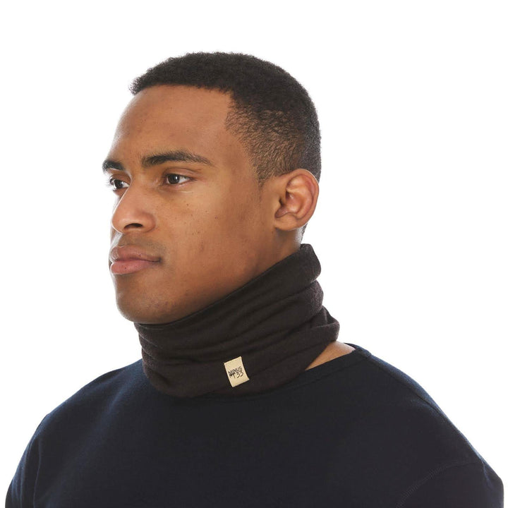 Minus33 Merino Wool Clothing Midweight Wool Neck Gaiter, close-up of a product detail 